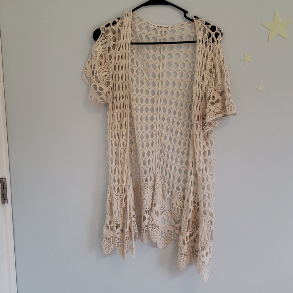 Maurices Lace like cover shawl